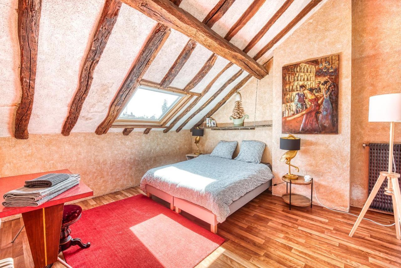 Sous Les Toits Vue Loire Apartment Bouchemaine Exterior foto